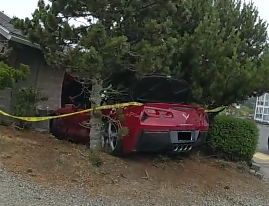 High-Speed Collision at Siletz Bay Park Captured in Dramatic Photo