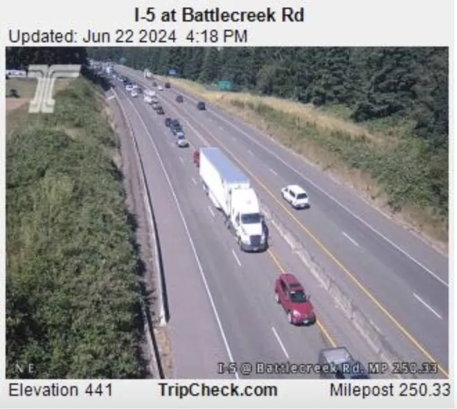 Fatal I-5 Crash Near Salem: Traffic Delays Persist as Lanes Reopen Following Incident