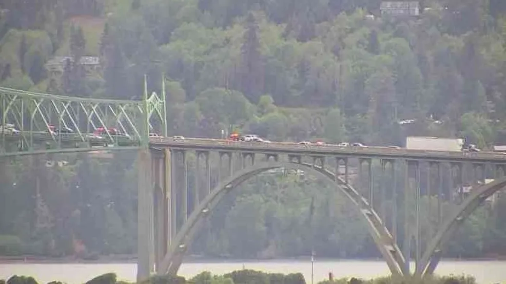 McCullough Bridge in Coos Bay Reopens After Multi-Lane Traffic Incident
