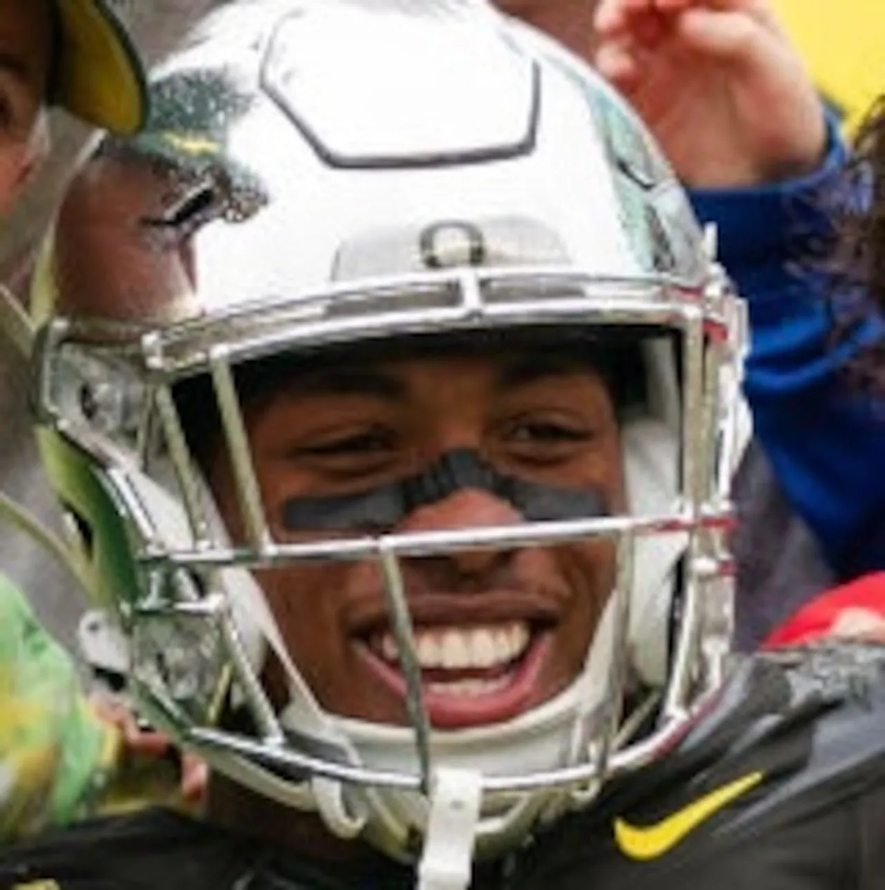 Oregon DB Daylen Austin Cleared to Play Amid Felony Trial